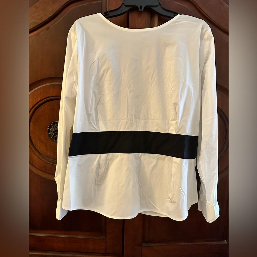 New with tags XL White V back blouse with black ribbon bow.